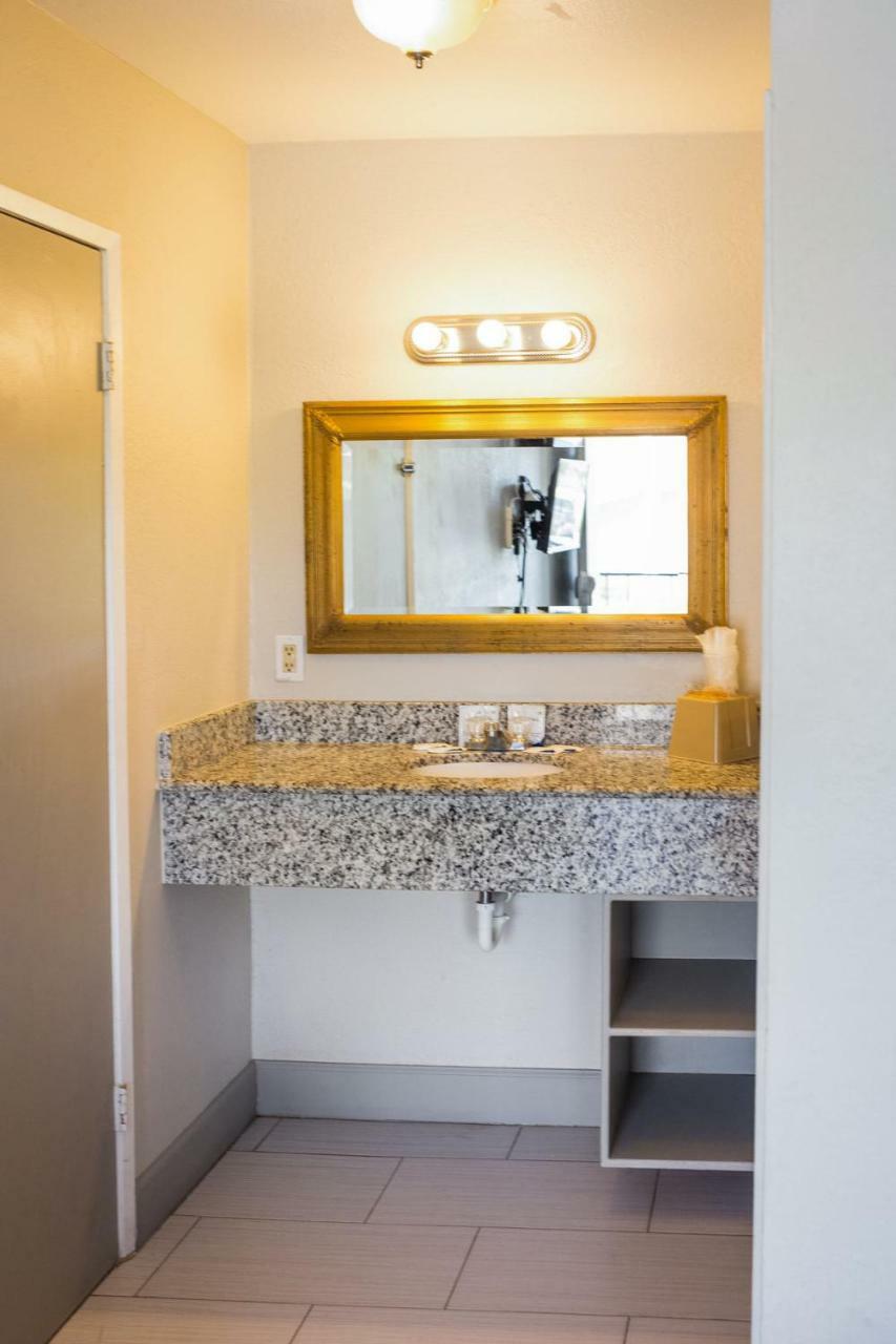 Merit Inn And Suites Beaumont Zewnętrze zdjęcie